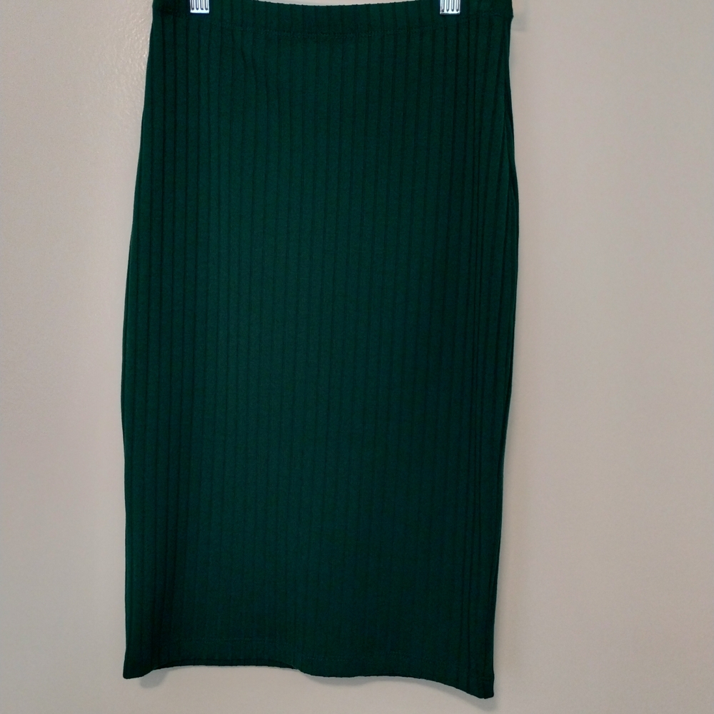 Forever 21 Deep Green Ribbed Pencil Skirt